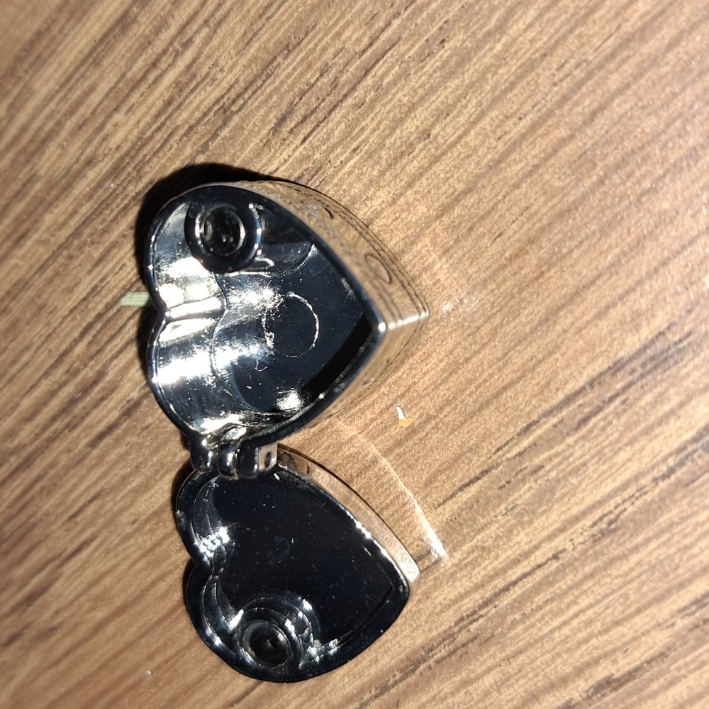 GANZ Silver Heart Prayer Box Charm/ BUNDLE ONLY - Picture 2 of 3